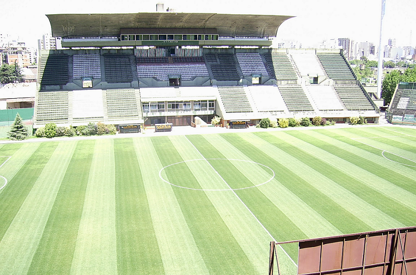 Ferro Carril Oeste venció a Defensores de Belgrano y afianzó el liderazgo en la Primera Nacional