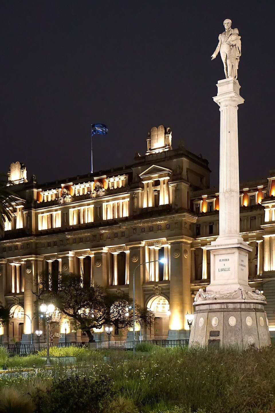 La Justicia pidió nuevas pruebas para verificar la versión de Manuel Adorni sobre sus bitcoins